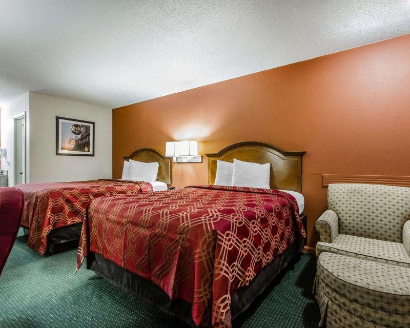 Econo Lodge Inn & Suites Enterprise image