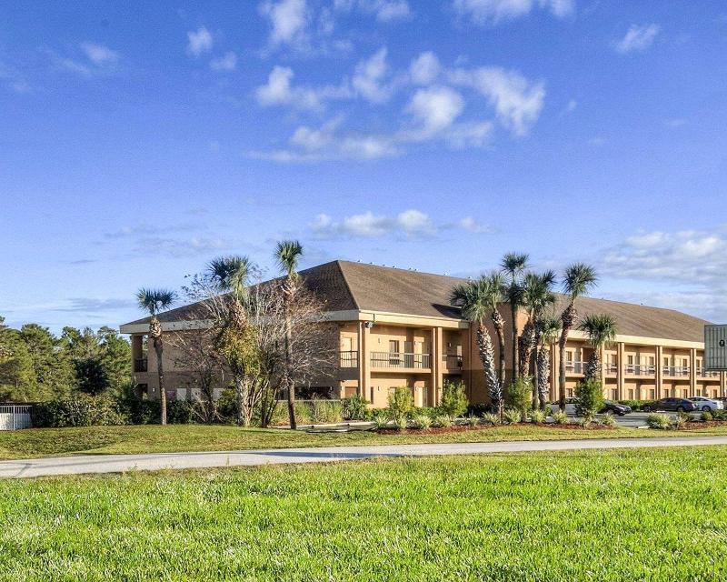 Quality Inn Weeki Wachee - Spring Hill image