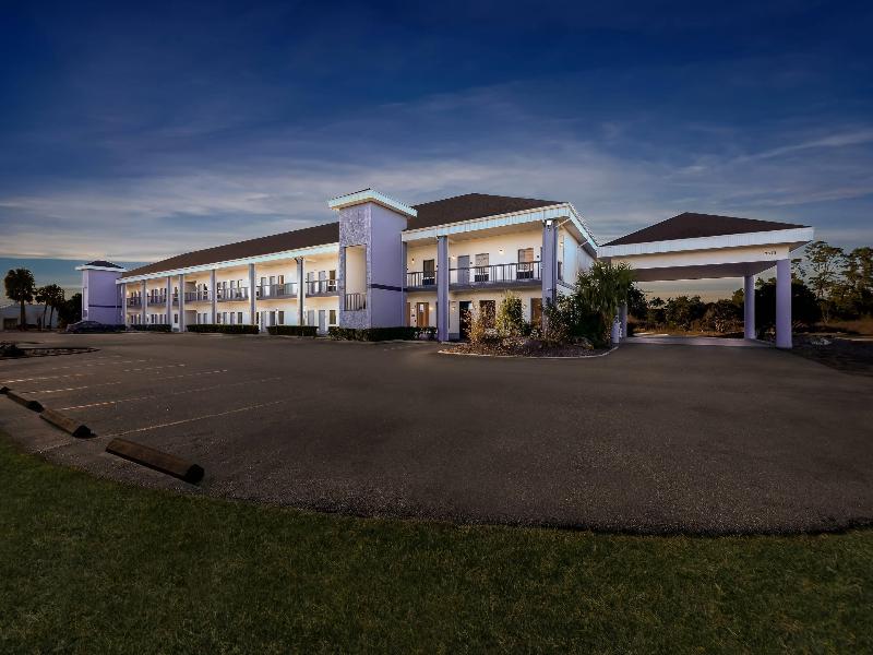 Quality Inn Weeki Wachee - Spring Hill image