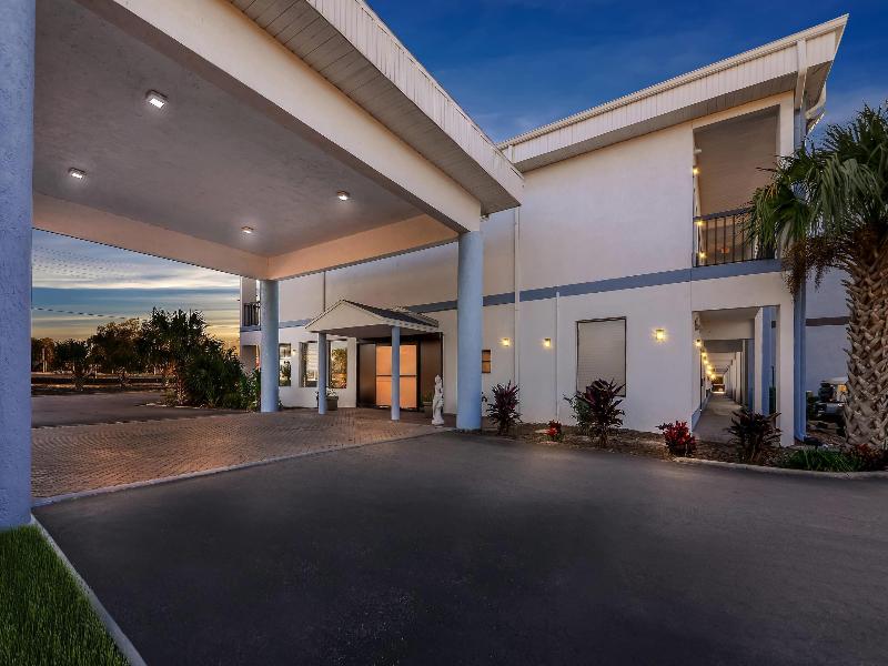 Quality Inn Weeki Wachee - Spring Hill image