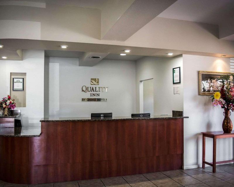 Quality Inn Weeki Wachee - Spring Hill image