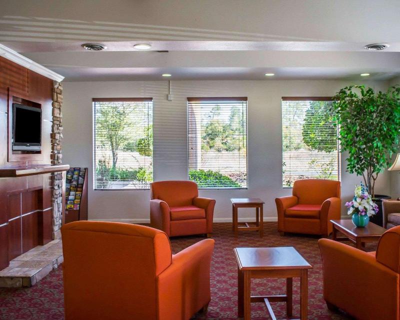 Quality Inn Weeki Wachee - Spring Hill image