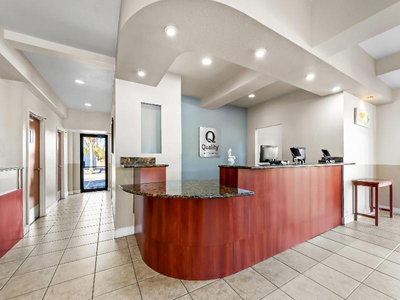 Quality Inn Weeki Wachee - Spring Hill image