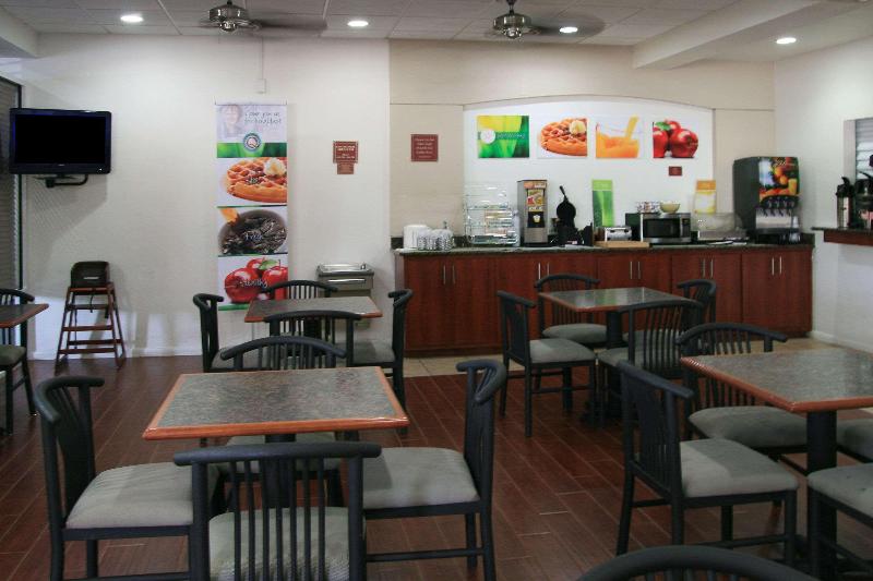 Quality Inn Weeki Wachee - Spring Hill image