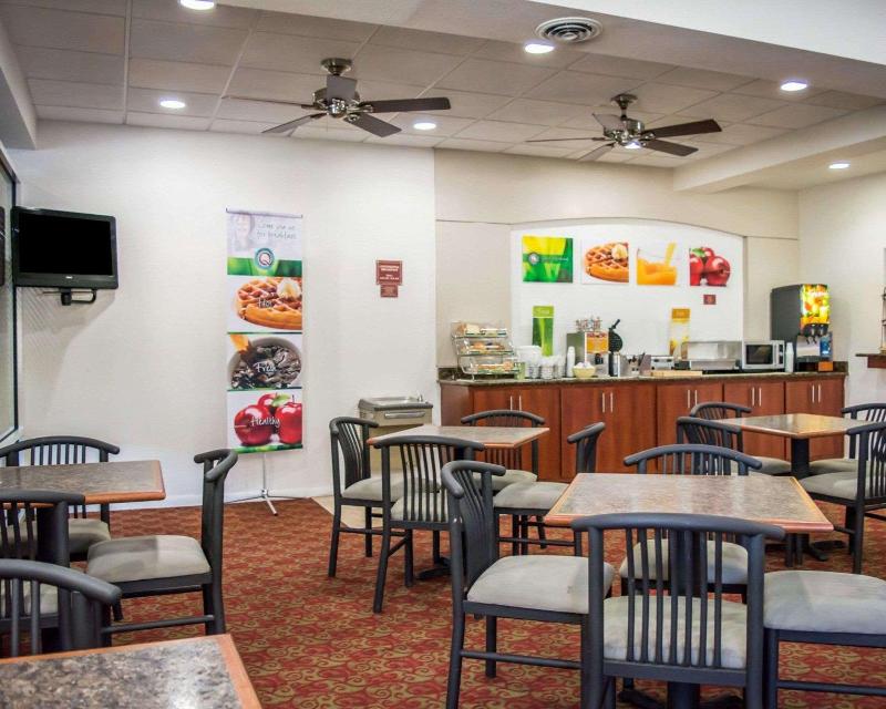 Quality Inn Weeki Wachee - Spring Hill image