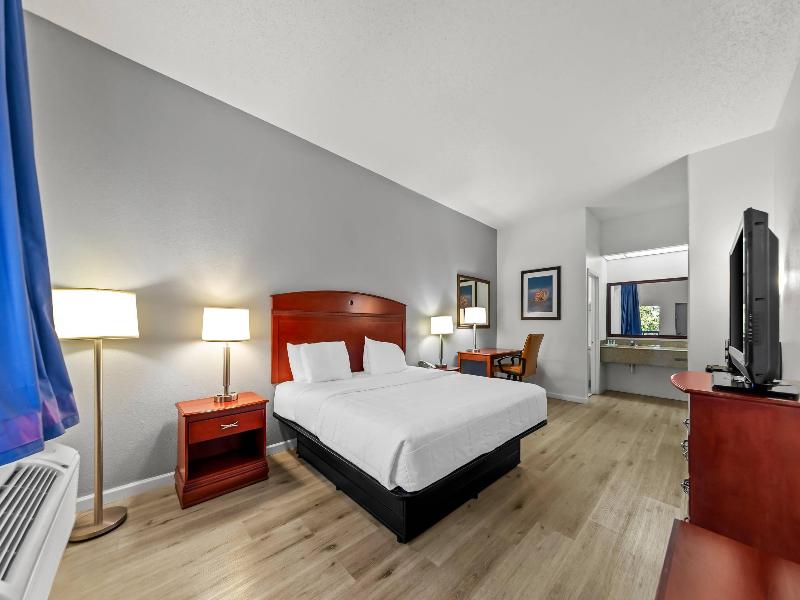 Quality Inn Weeki Wachee - Spring Hill image