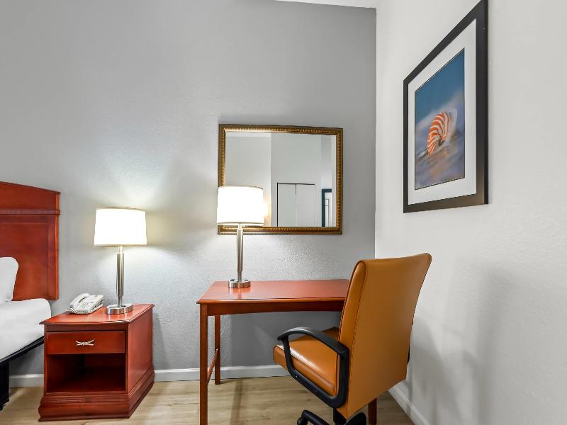 Quality Inn Weeki Wachee - Spring Hill image