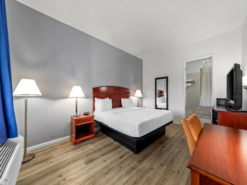 Quality Inn Weeki Wachee - Spring Hill image