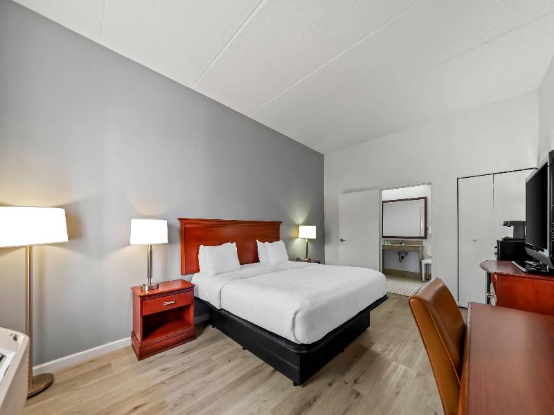 Quality Inn Weeki Wachee - Spring Hill image