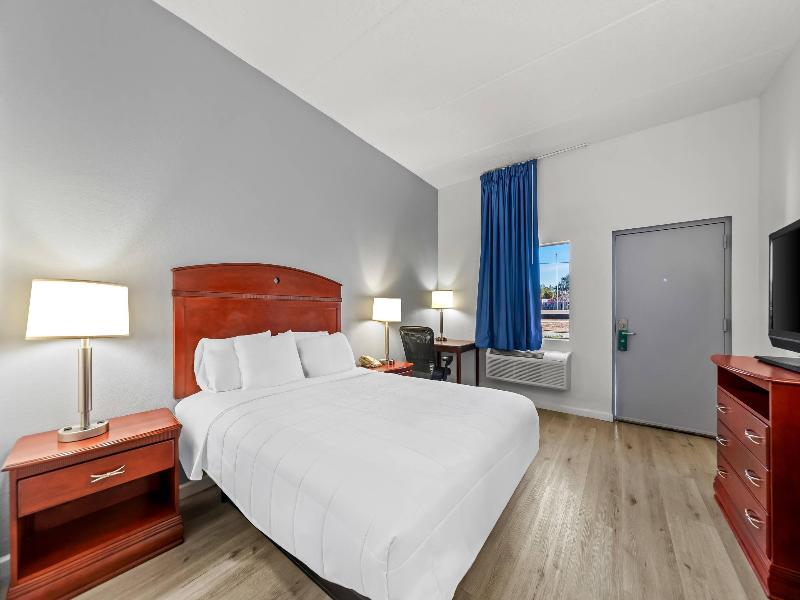 Quality Inn Weeki Wachee - Spring Hill image