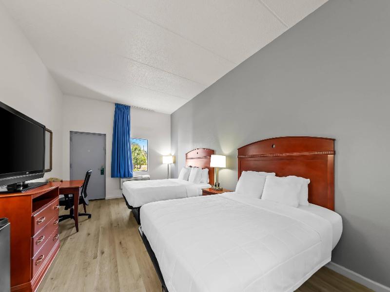 Quality Inn Weeki Wachee - Spring Hill image