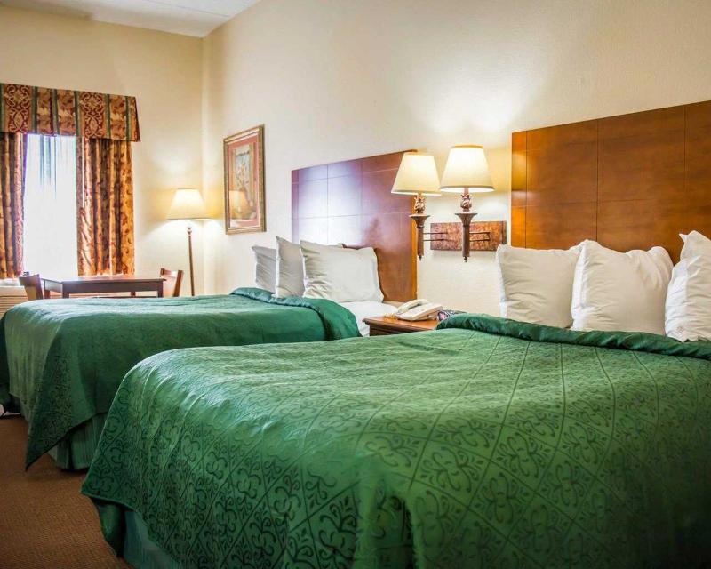 Quality Inn Weeki Wachee - Spring Hill image