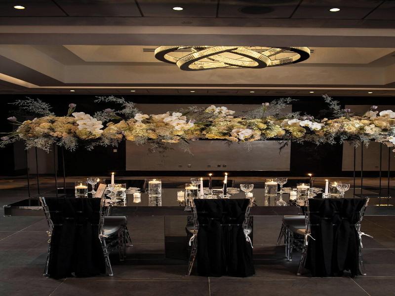 Sheraton Eatontown Hotel image