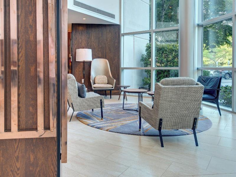 Sheraton Eatontown Hotel image