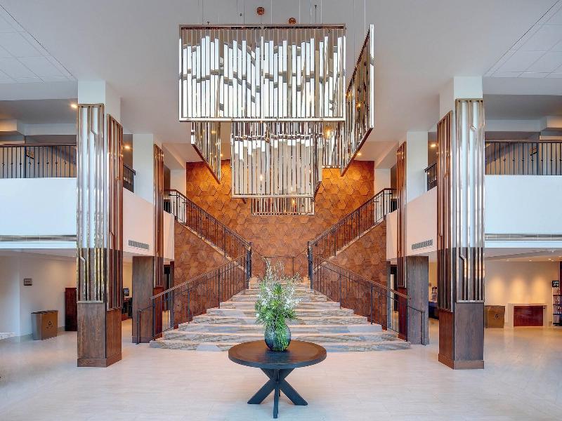 Sheraton Eatontown Hotel image