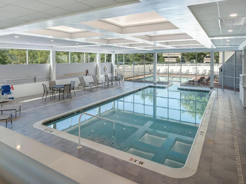 Sheraton Eatontown Hotel image