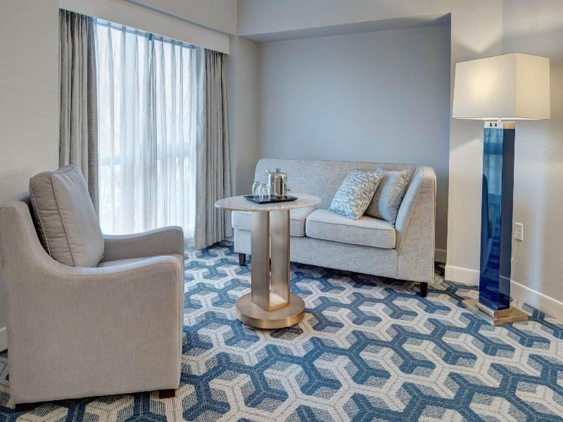Sheraton Eatontown Hotel image