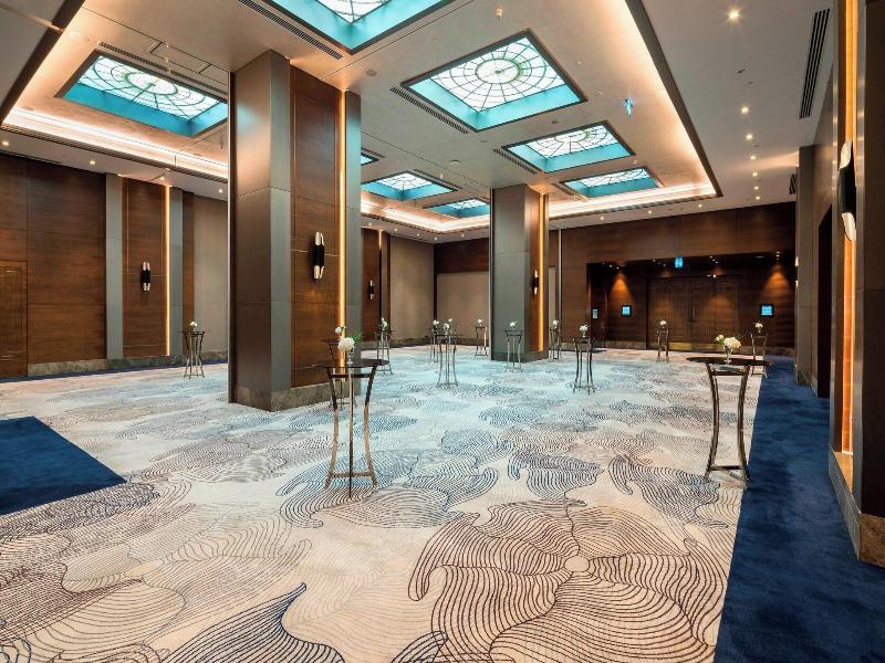Sheraton Grand Istanbul Atasehir Hotel image