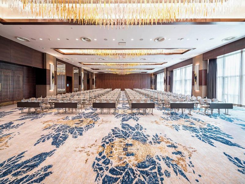 Sheraton Grand Istanbul Atasehir Hotel image