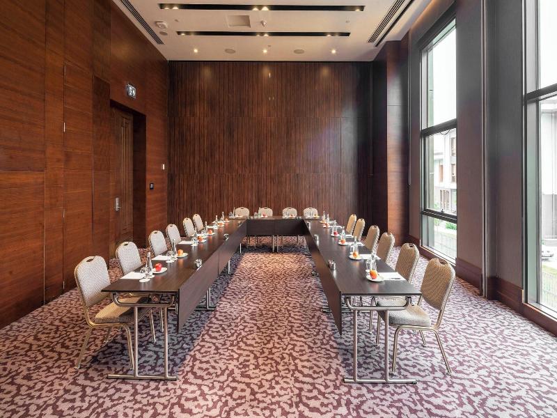 Sheraton Grand Istanbul Atasehir Hotel image