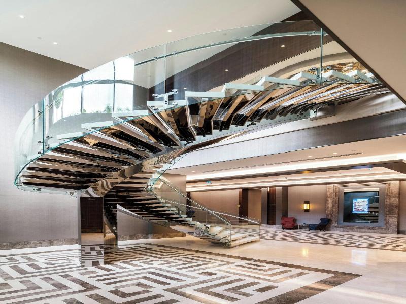 Sheraton Grand Istanbul Atasehir Hotel image