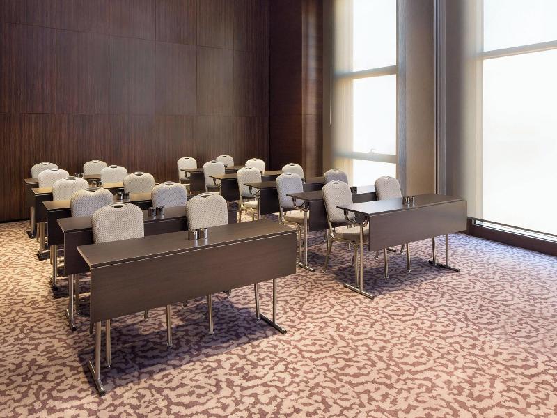 Sheraton Grand Istanbul Atasehir Hotel image
