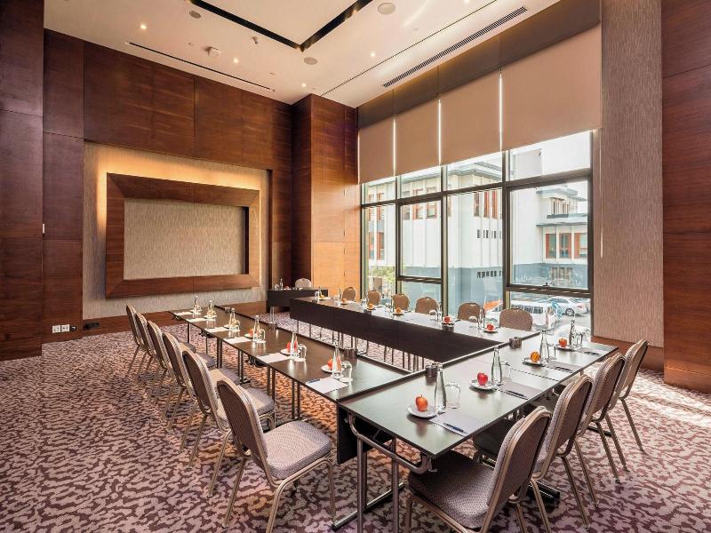 Sheraton Grand Istanbul Atasehir Hotel image