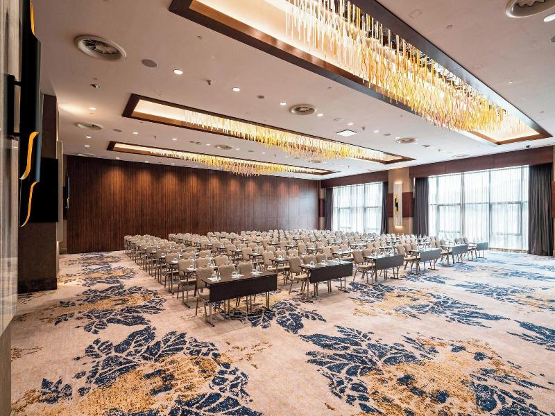 Sheraton Grand Istanbul Atasehir Hotel image