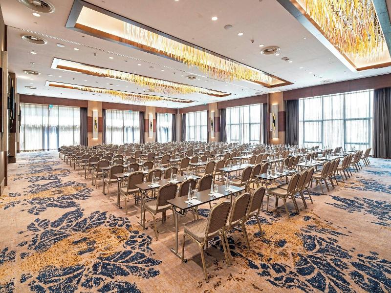 Sheraton Grand Istanbul Atasehir Hotel image