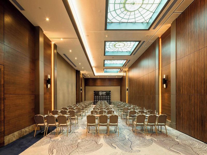 Sheraton Grand Istanbul Atasehir Hotel image
