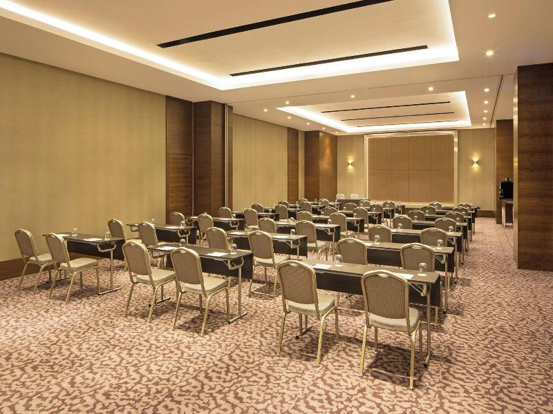 Sheraton Grand Istanbul Atasehir Hotel image