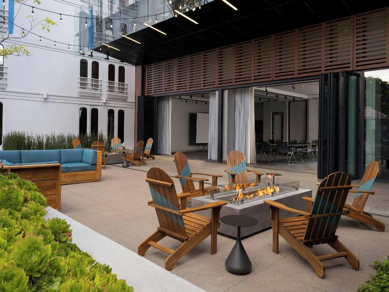 Aloft El Segundo - Los Angeles Airport image