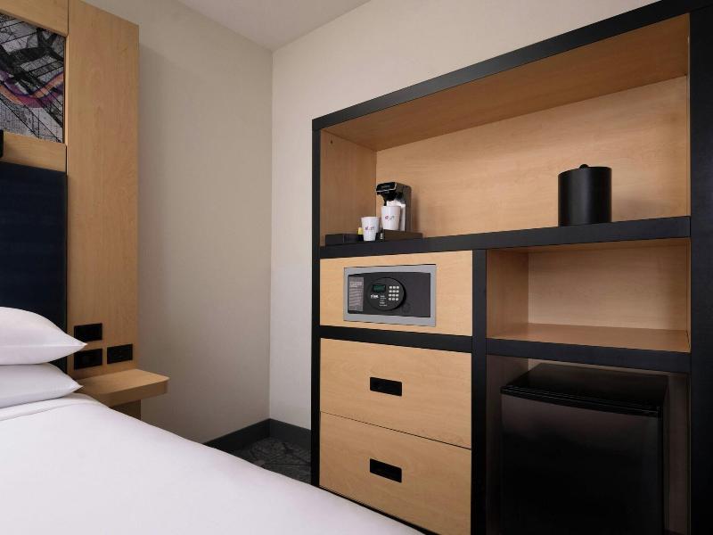 Aloft El Segundo - Los Angeles Airport image