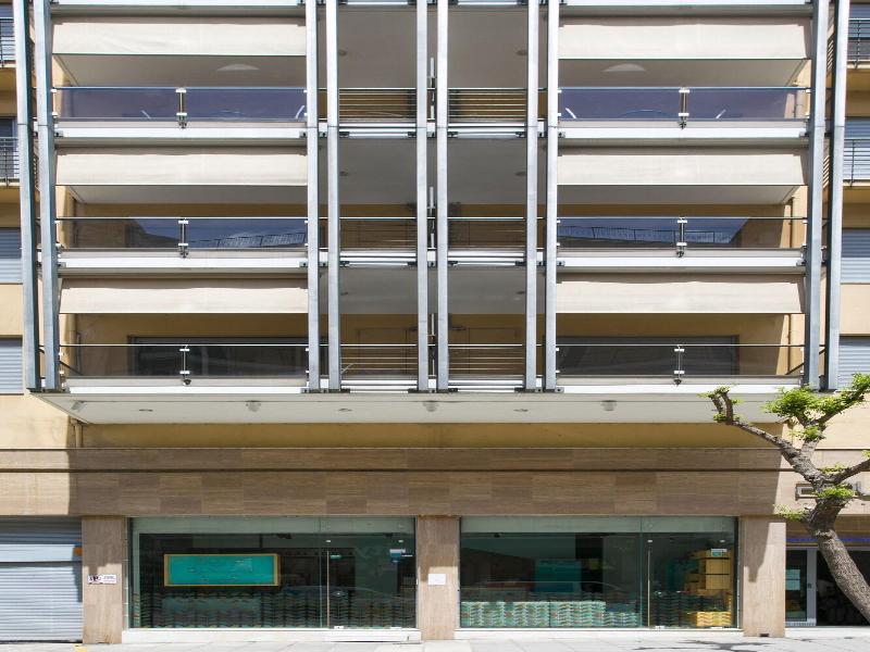Polis Apartments