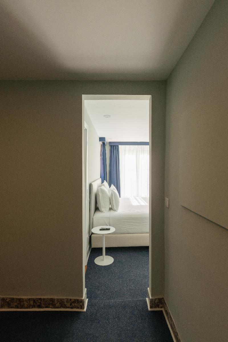 Esqina Urban Lodge image