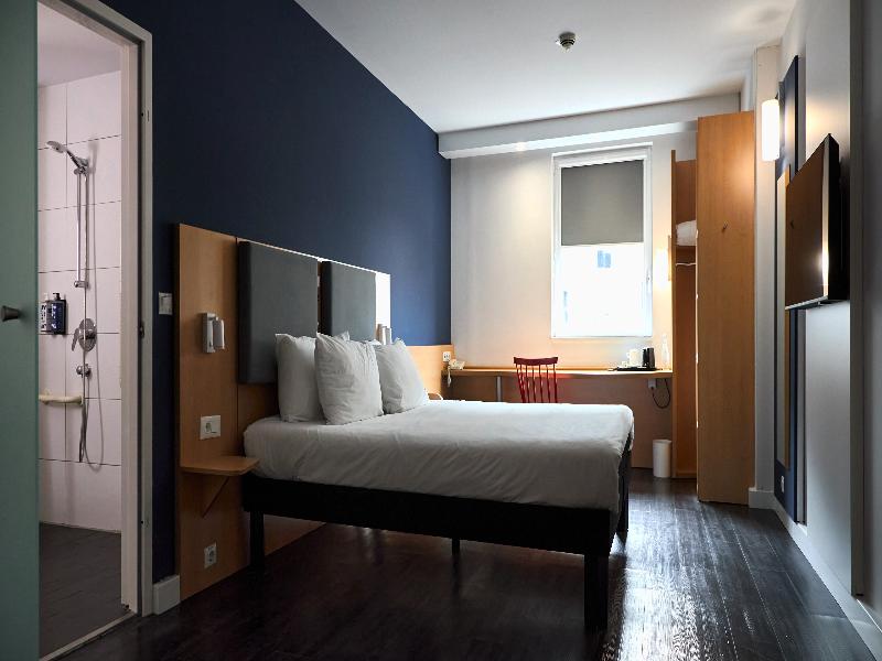 Holiday Inn Express Skopje City Centre by IHG image