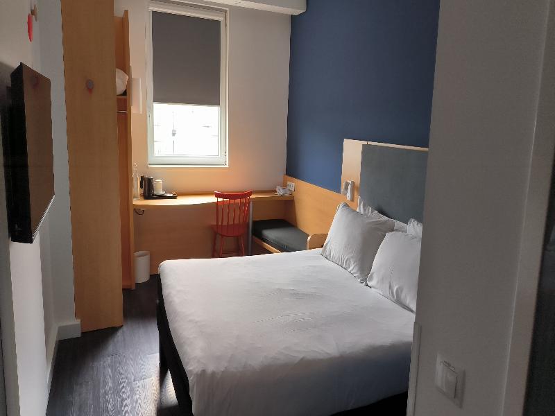 Holiday Inn Express Skopje City Centre by IHG image