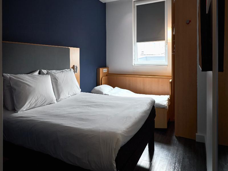 Holiday Inn Express Skopje City Centre by IHG image
