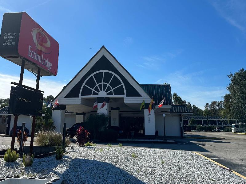 Econo Lodge Ormond Beach Area image