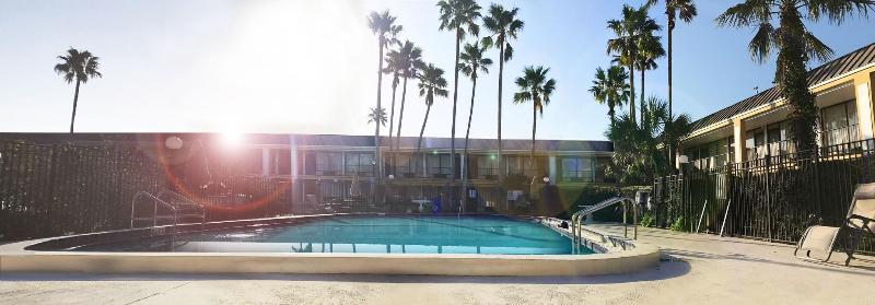 Econo Lodge Ormond Beach Area image