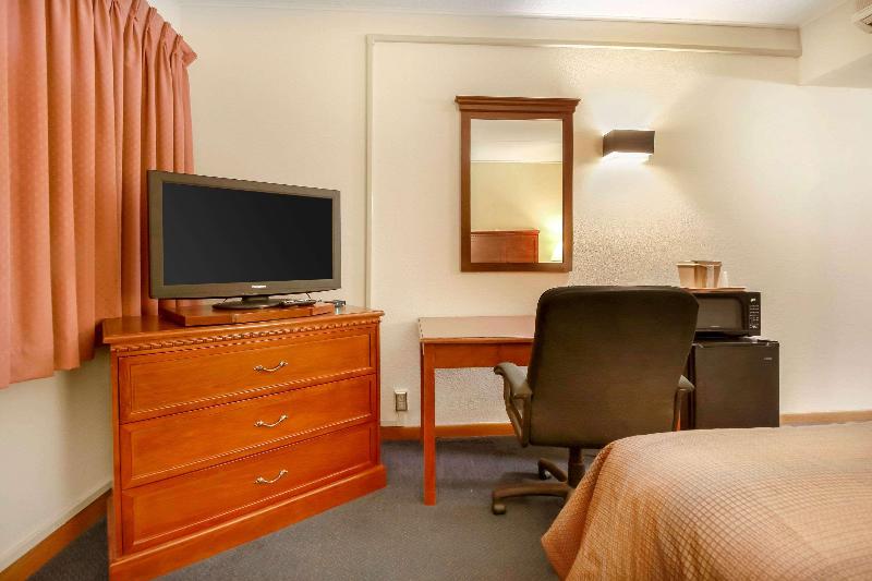 Bed room
