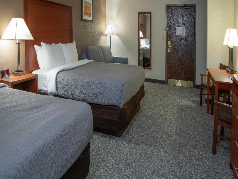 Quality Inn Stadium Area image