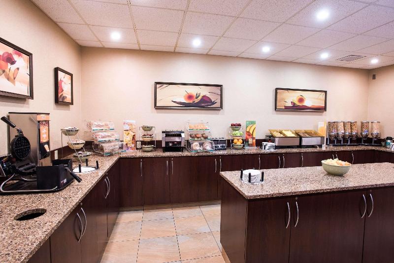 Quality Inn & Suites Val Dor