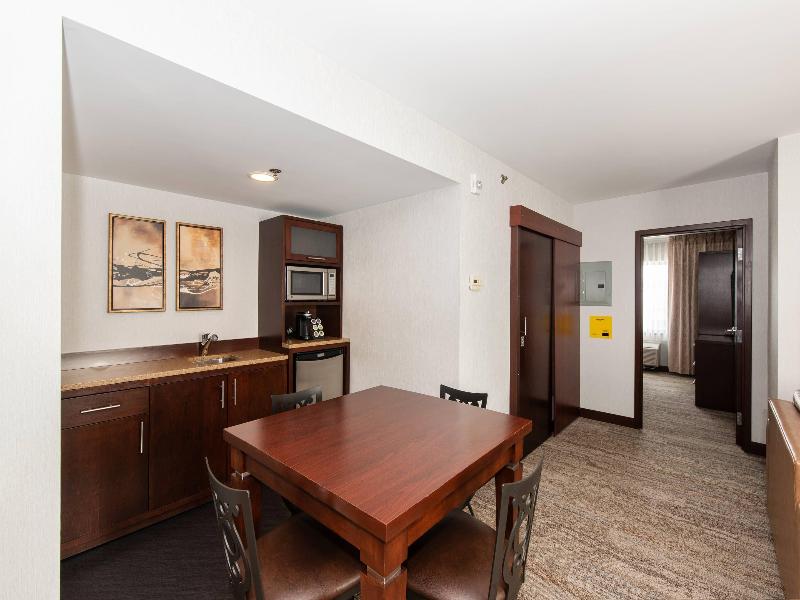 Quality Inn & Suites Val Dor image