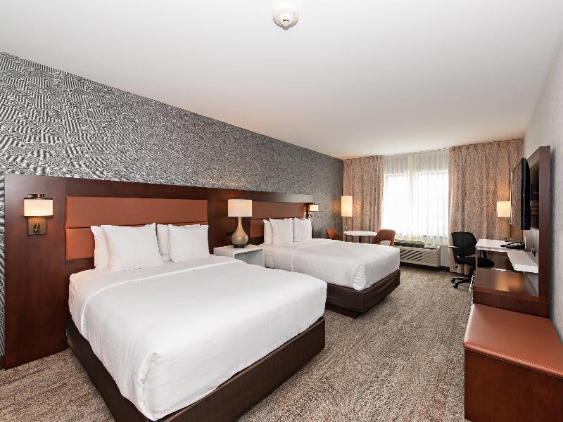 Quality Inn & Suites Val Dor image