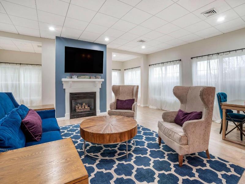 Bluegreen Vacations Suites at Hershey image
