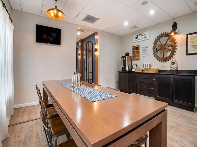 Bluegreen Vacations Suites at Hershey image
