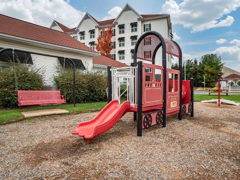 Bluegreen Vacations Suites at Hershey image