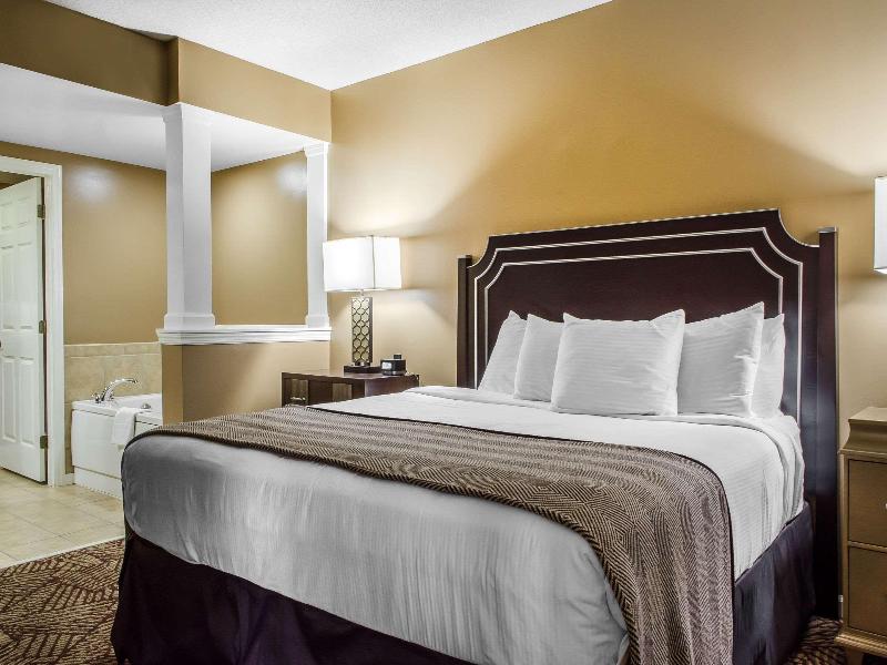 Bluegreen Vacations Suites at Hershey image