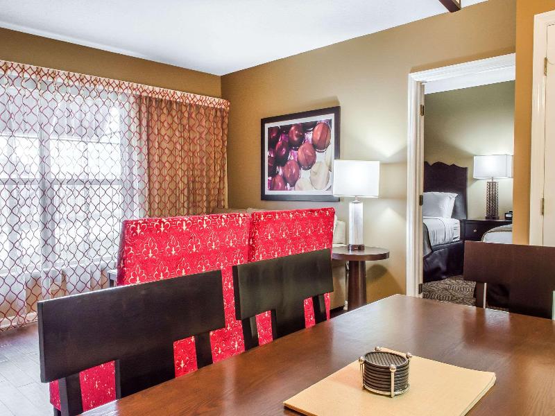 Bluegreen Vacations Suites at Hershey image